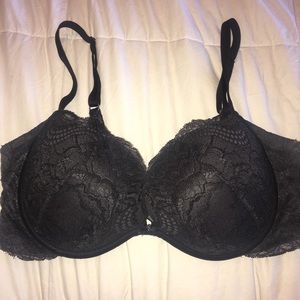 Victoria’s Secret plunge and push up bra